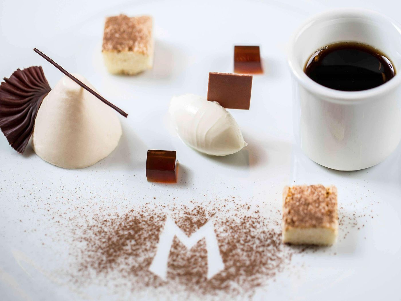 Pullman-Dubai-Jumeirah-Lakes-Towers-Restaurant-30