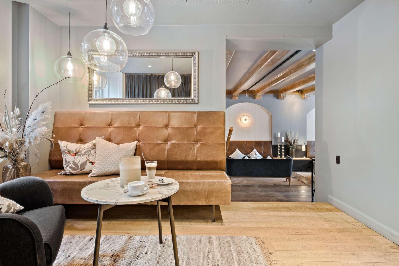 Best-Western-Hotel-Hebron-Bar-15