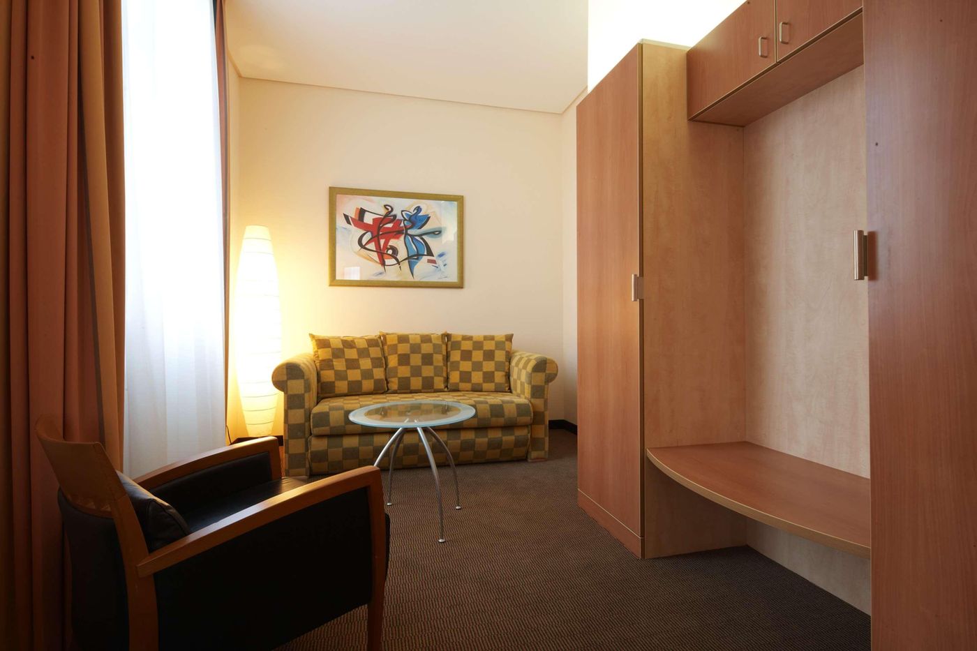 IntercityHotel Berlin Ostbahnhof-Germany-BERLIN-Room-10