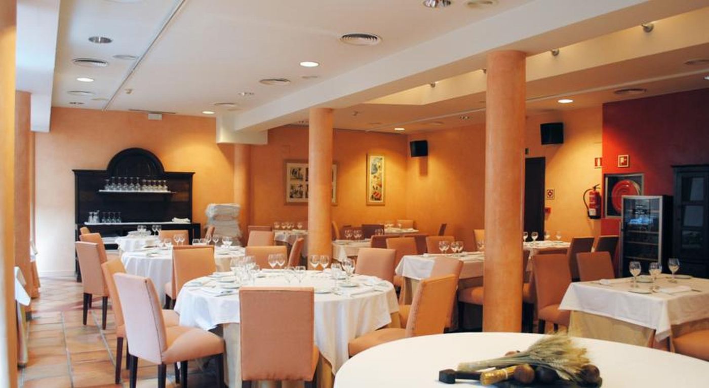 URH-Vila-de-Tossa-Restaurant-28
