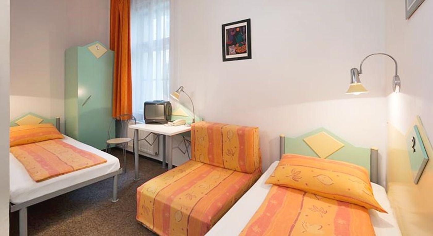 MP-Hostel-Budapest-General-view-7