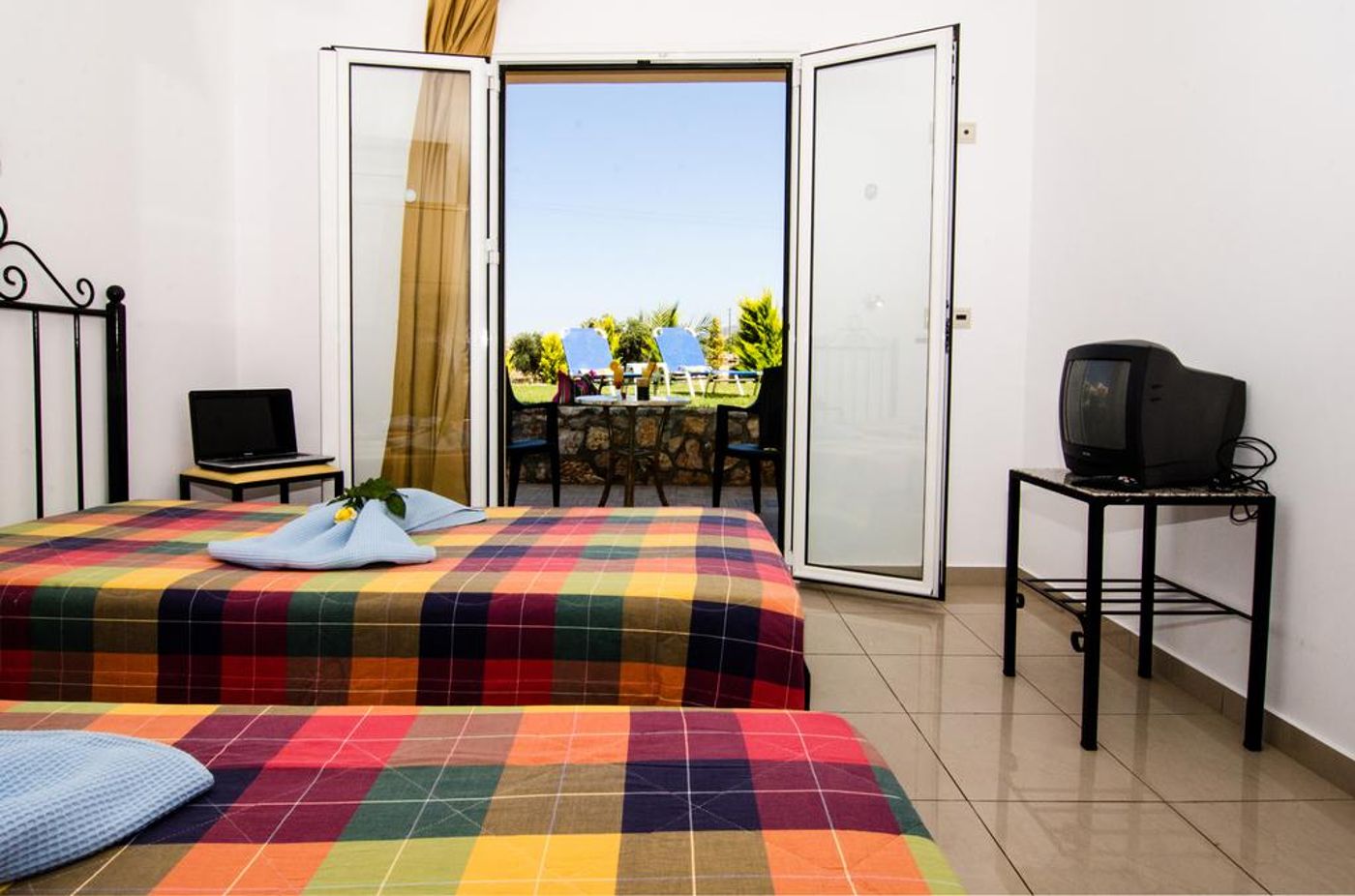 Real Palace Hotel & Studios