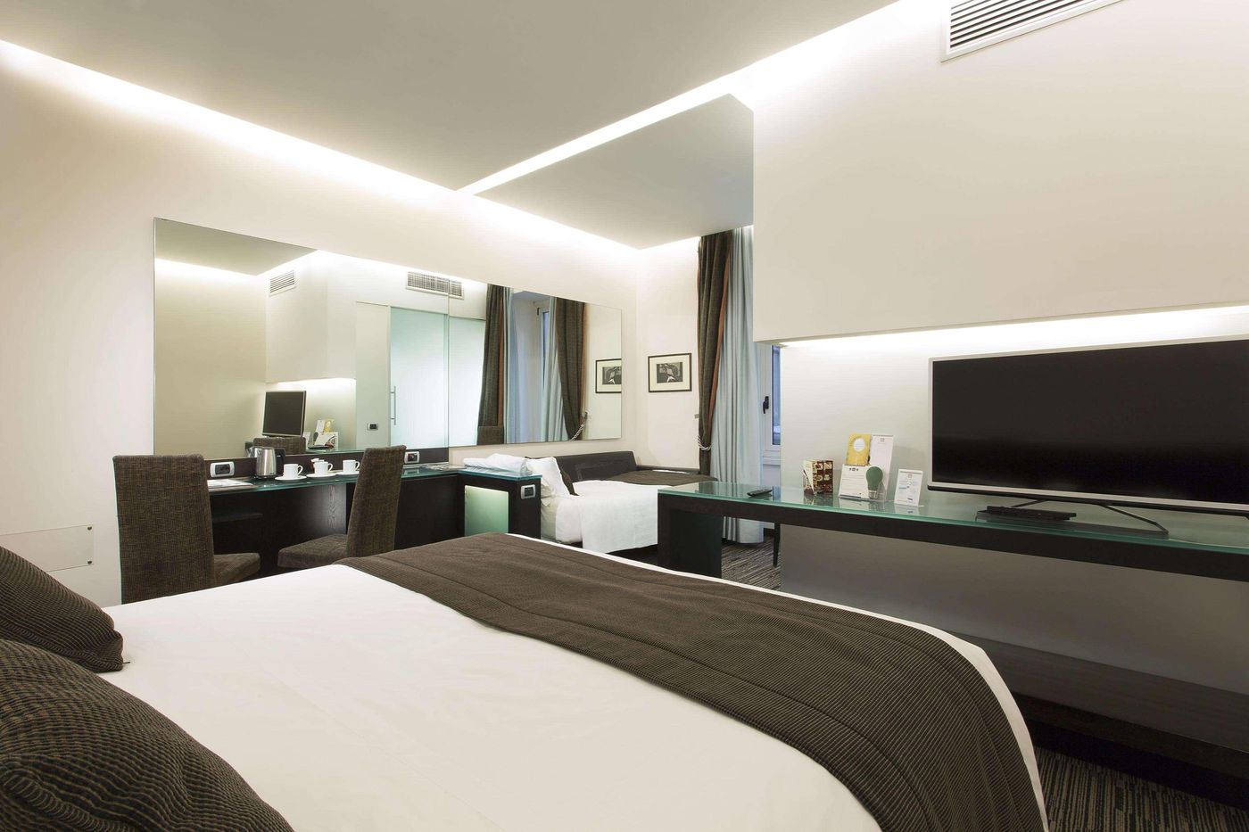 Best-Western-Plus-Hotel-Universo-Room-29