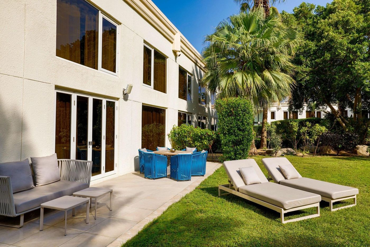 Le-Meridien-Dubai-Hotel---Conference-Centre-Room-8