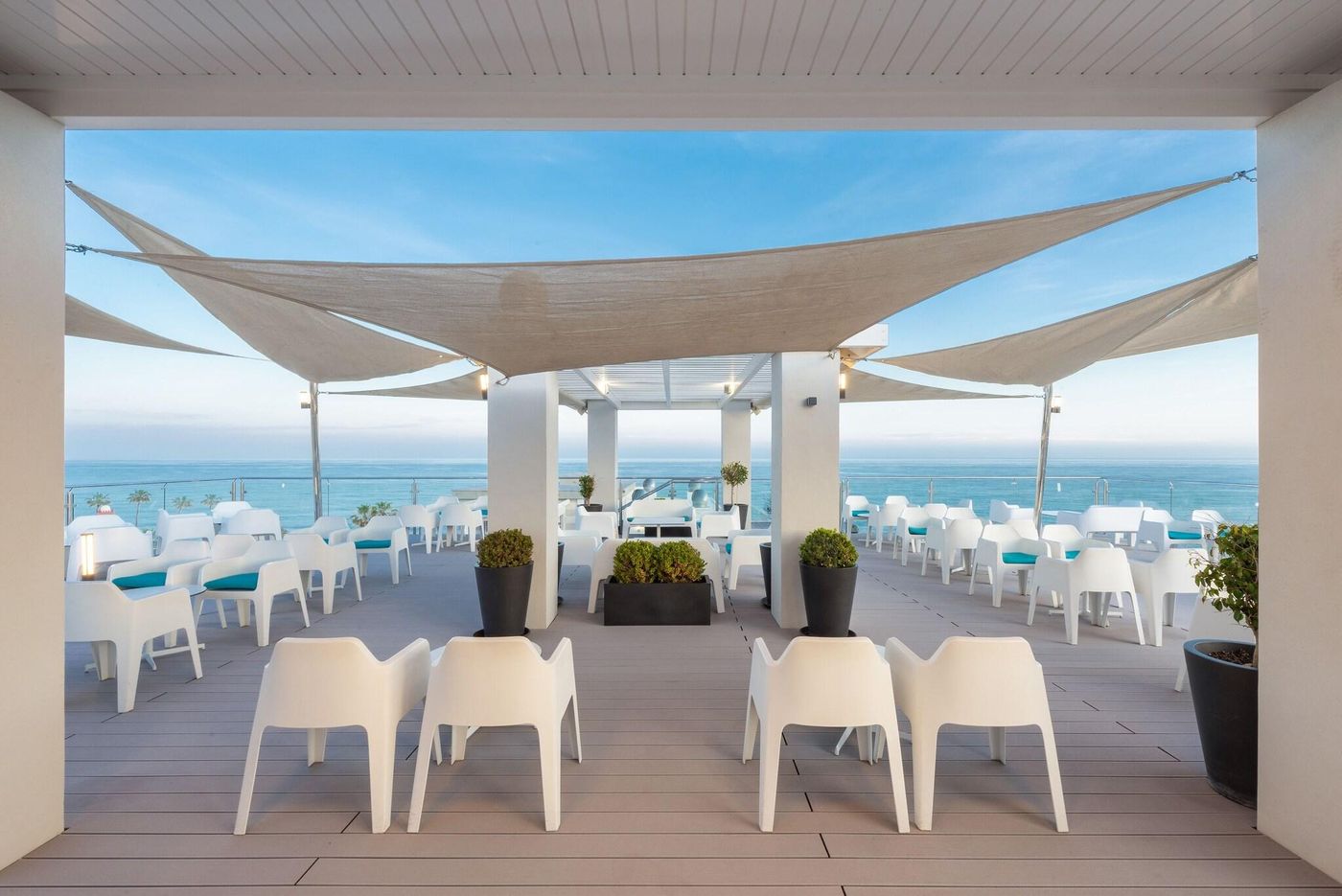 Las-Arenas-Affiliated-by-Melia-Bar-16