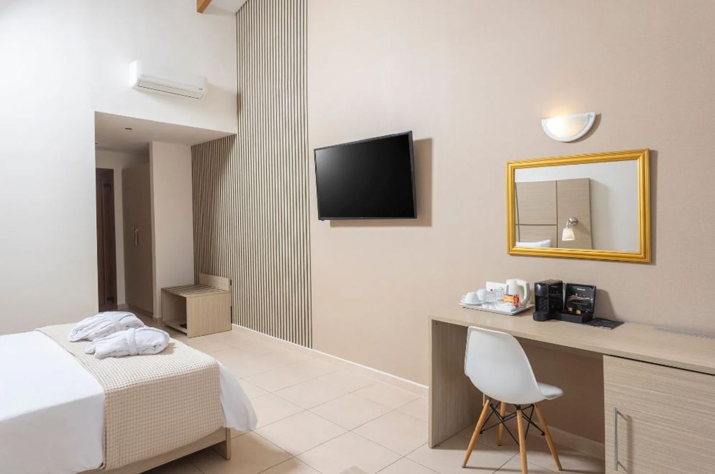 Alia-Palace-Hotel---Adults-Only-Room-28