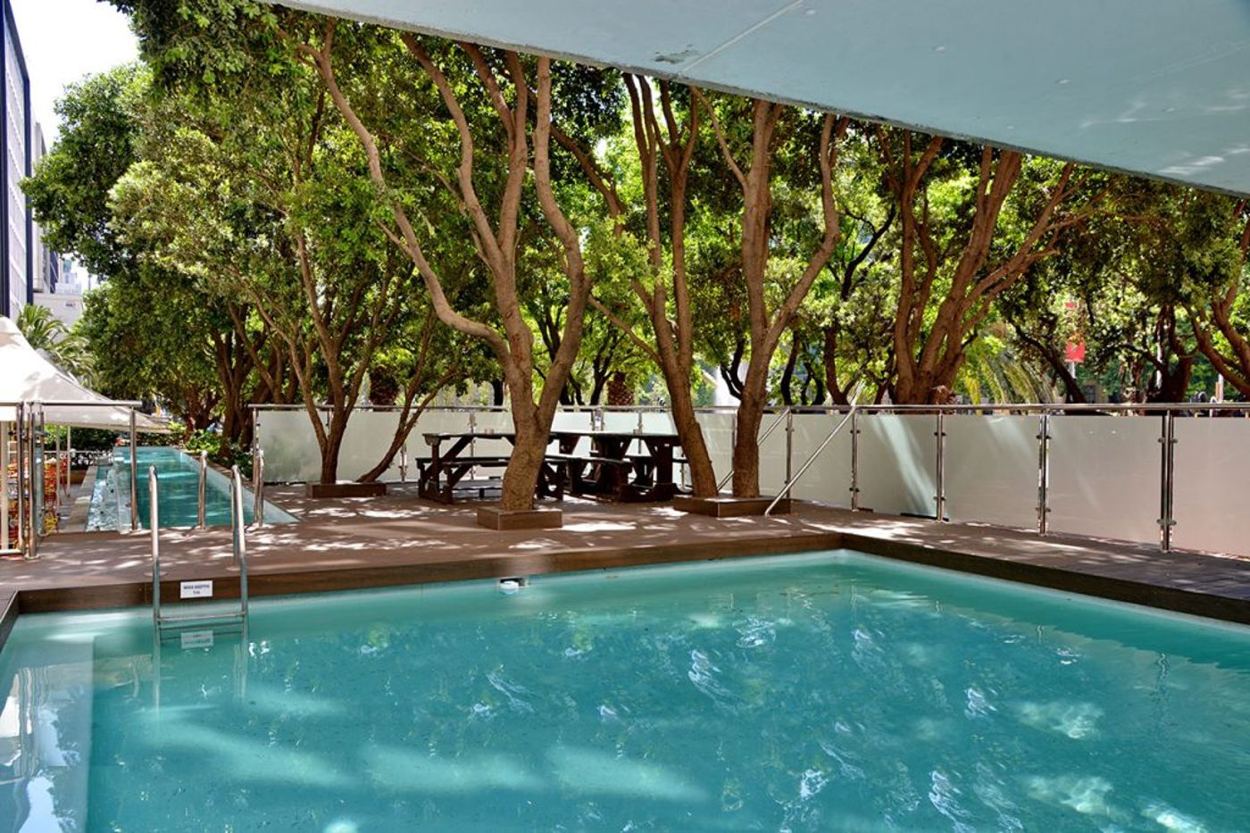 Fountains-Hotel-Cape-Town-Pool-70