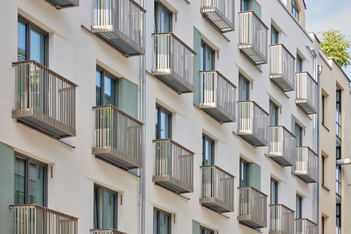 Schwan-Locke--Landwehrstrasse-General-view-54