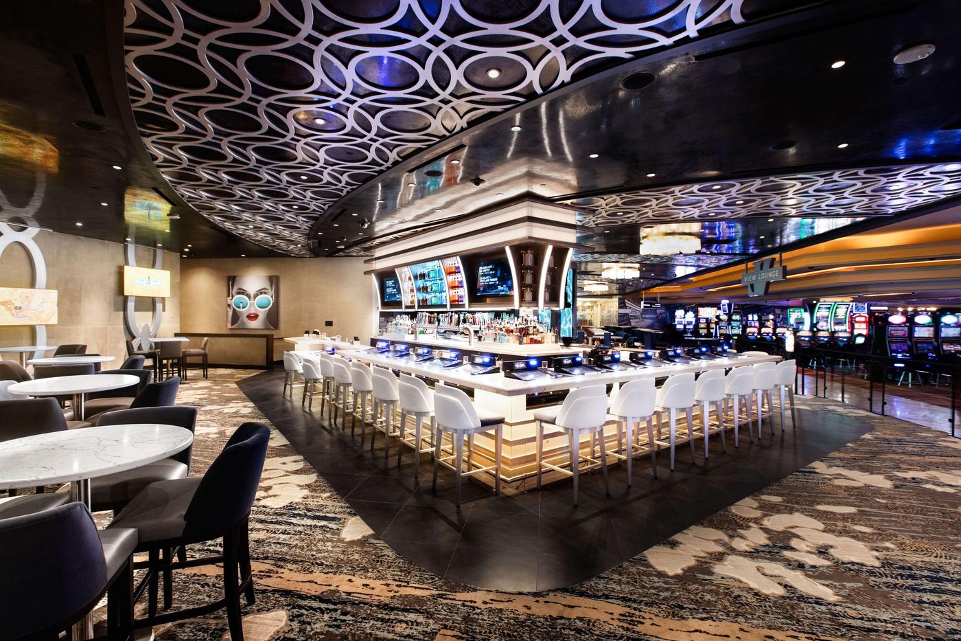 The-Strat-Hotel--Casino---Tower-Bar-17