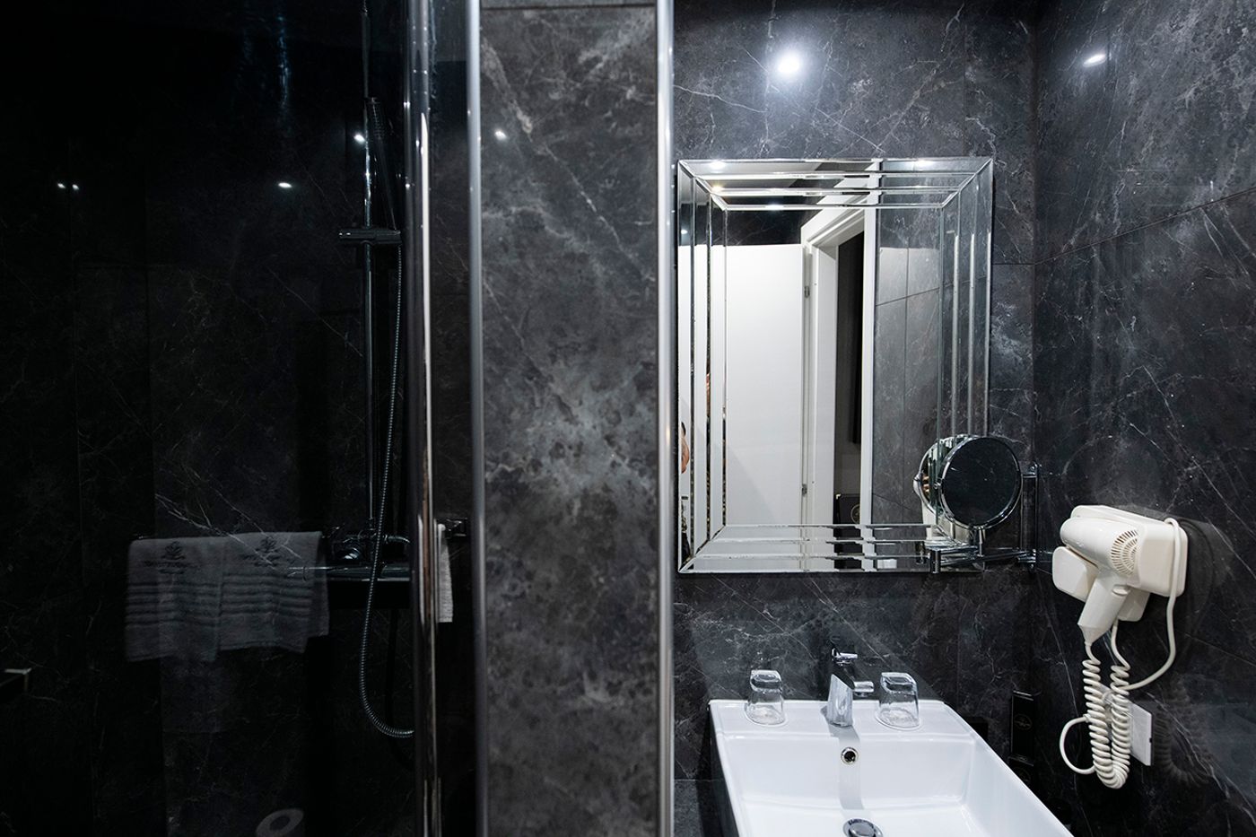 Hotel-87-Eightyseven-Room-56