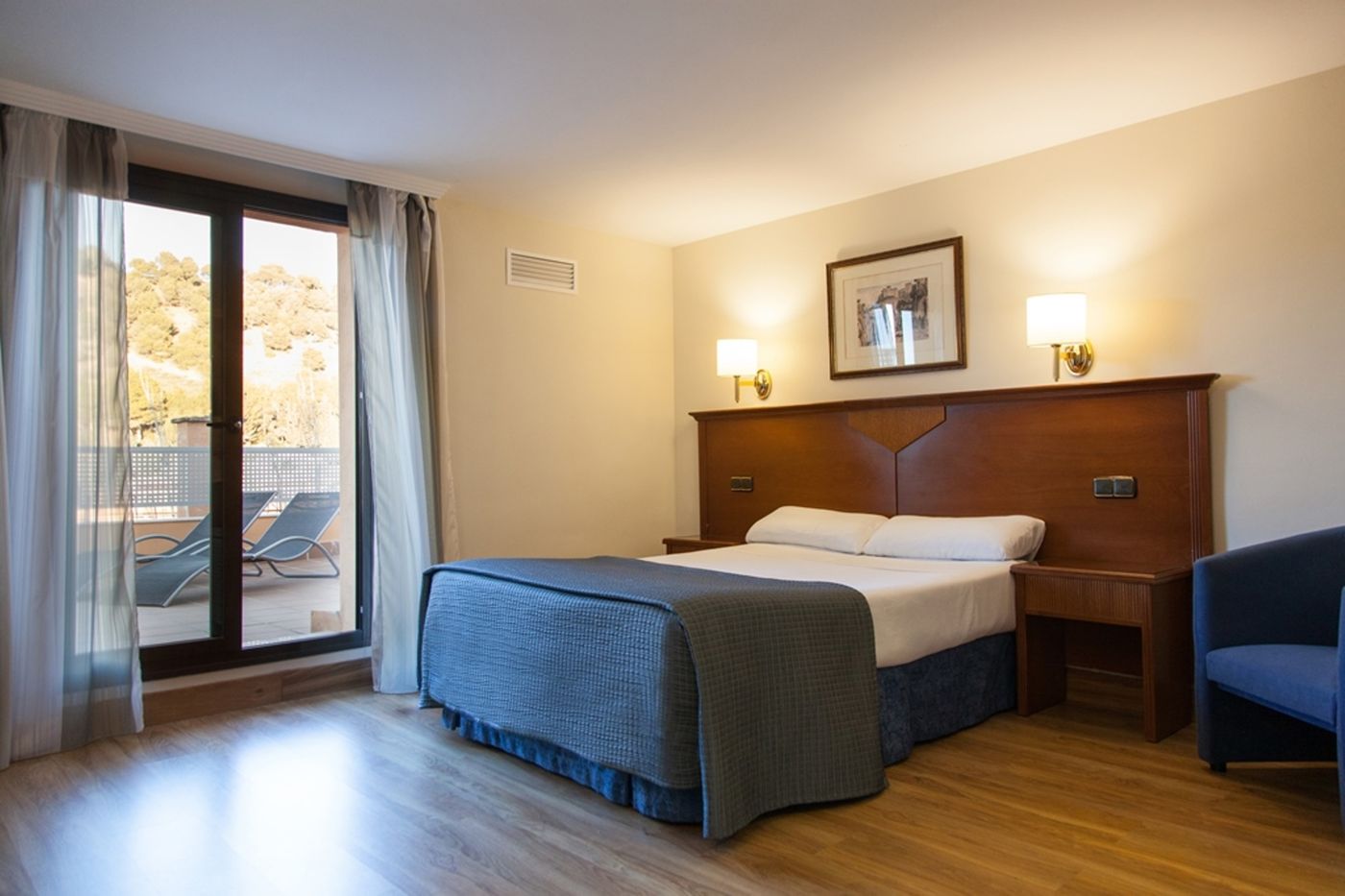 Porcel Alixares-Spain-GRANADA-Room-3