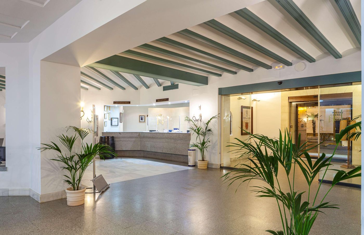 Duque-de-Najera-Lobby-63