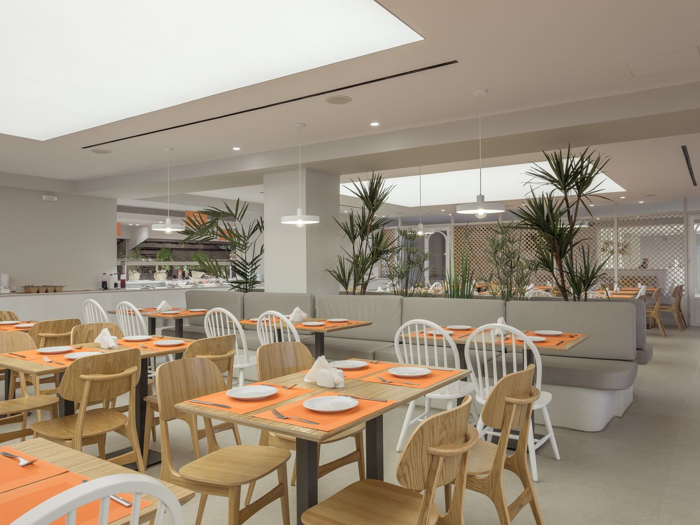 Tsilivi-Admiral-Restaurant-19