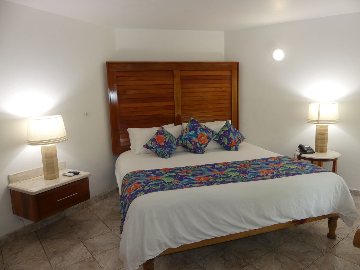 Negril-Tree-House-Room-12