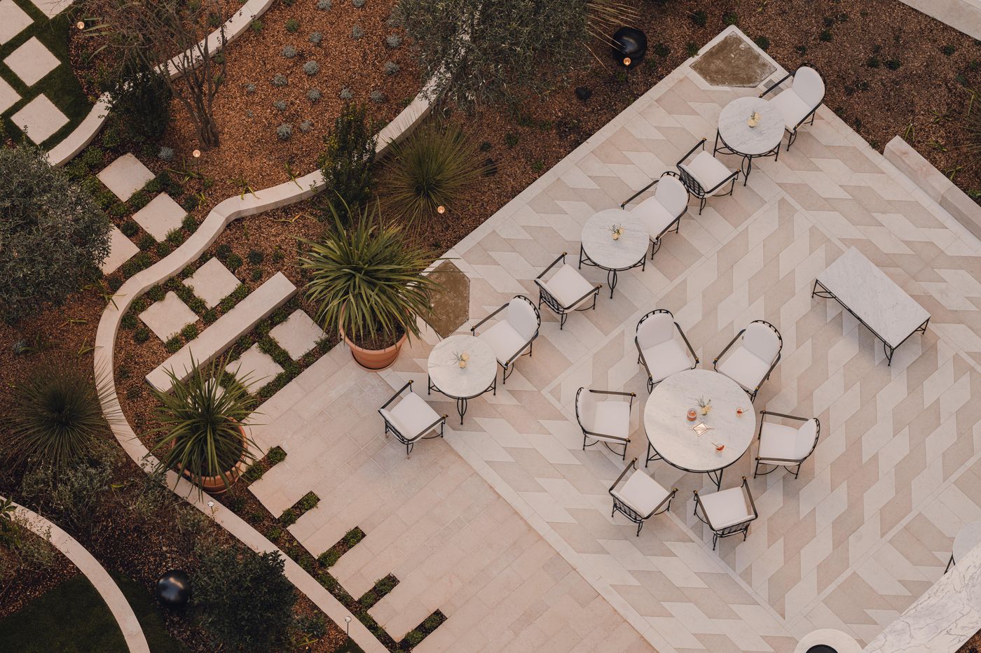 Regent-Carlton-Cannes-Bar-23