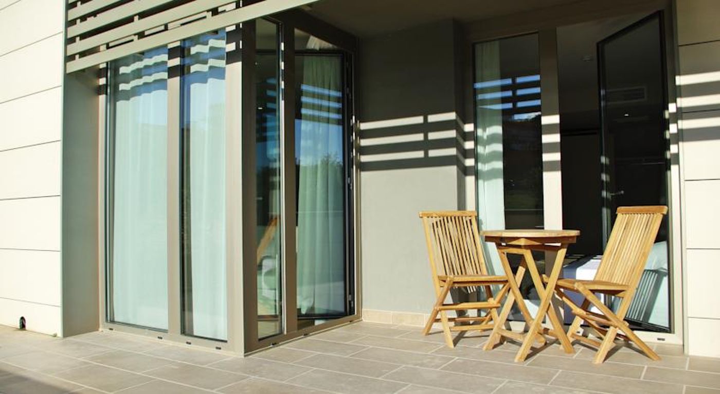 Arrels-d--Emporda-Aparthotel-Terrace-4