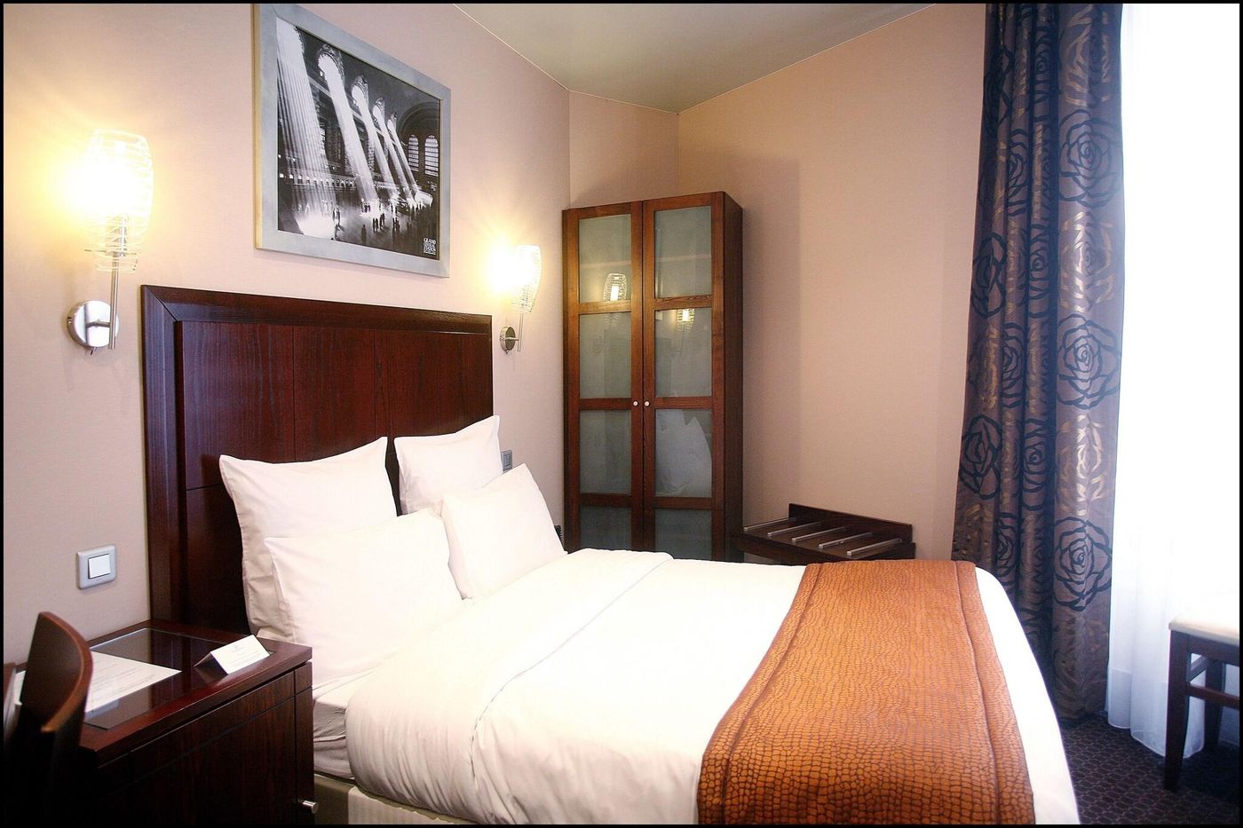 Grand-Hotel-Francais-Room-45