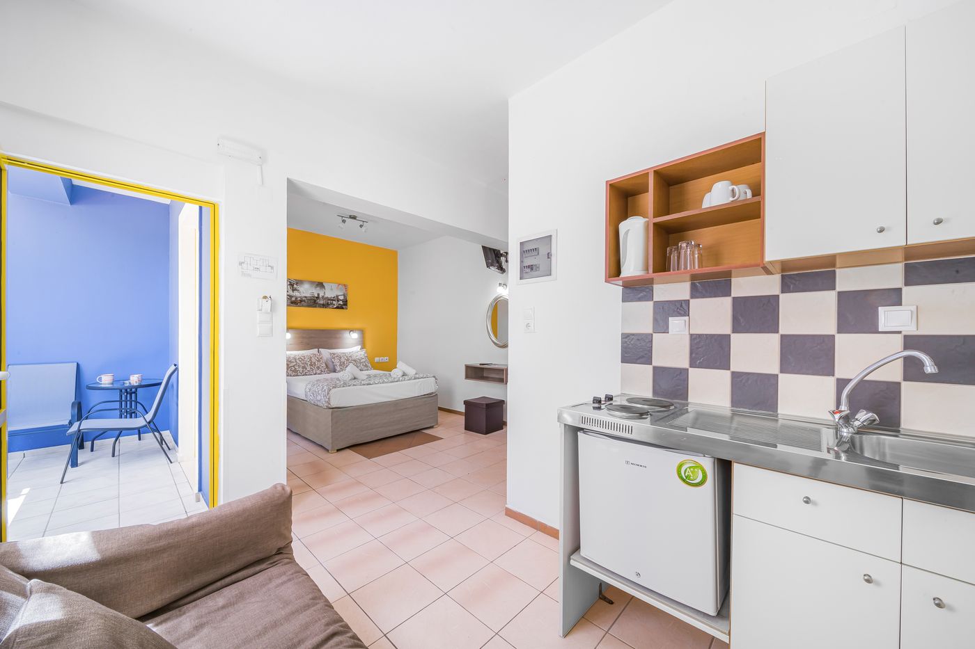 Happy-Days-Studios-Room-34