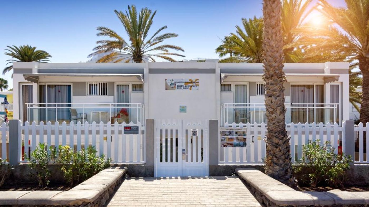 Apartamentos-Cocoteros-General-view-1