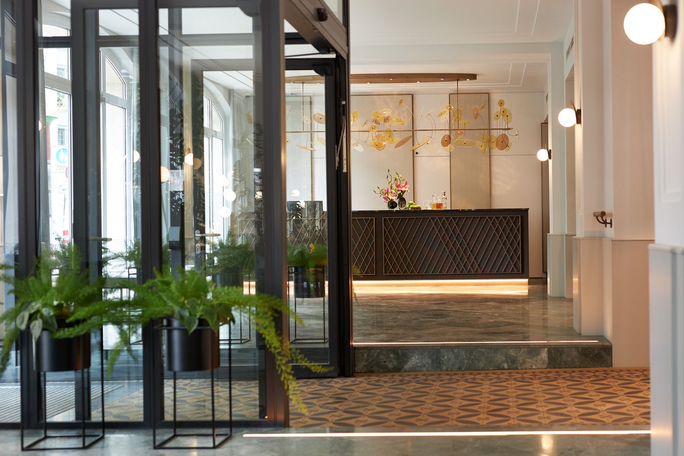 Classik-Hotel-Alexander-Plaza-Lobby-9