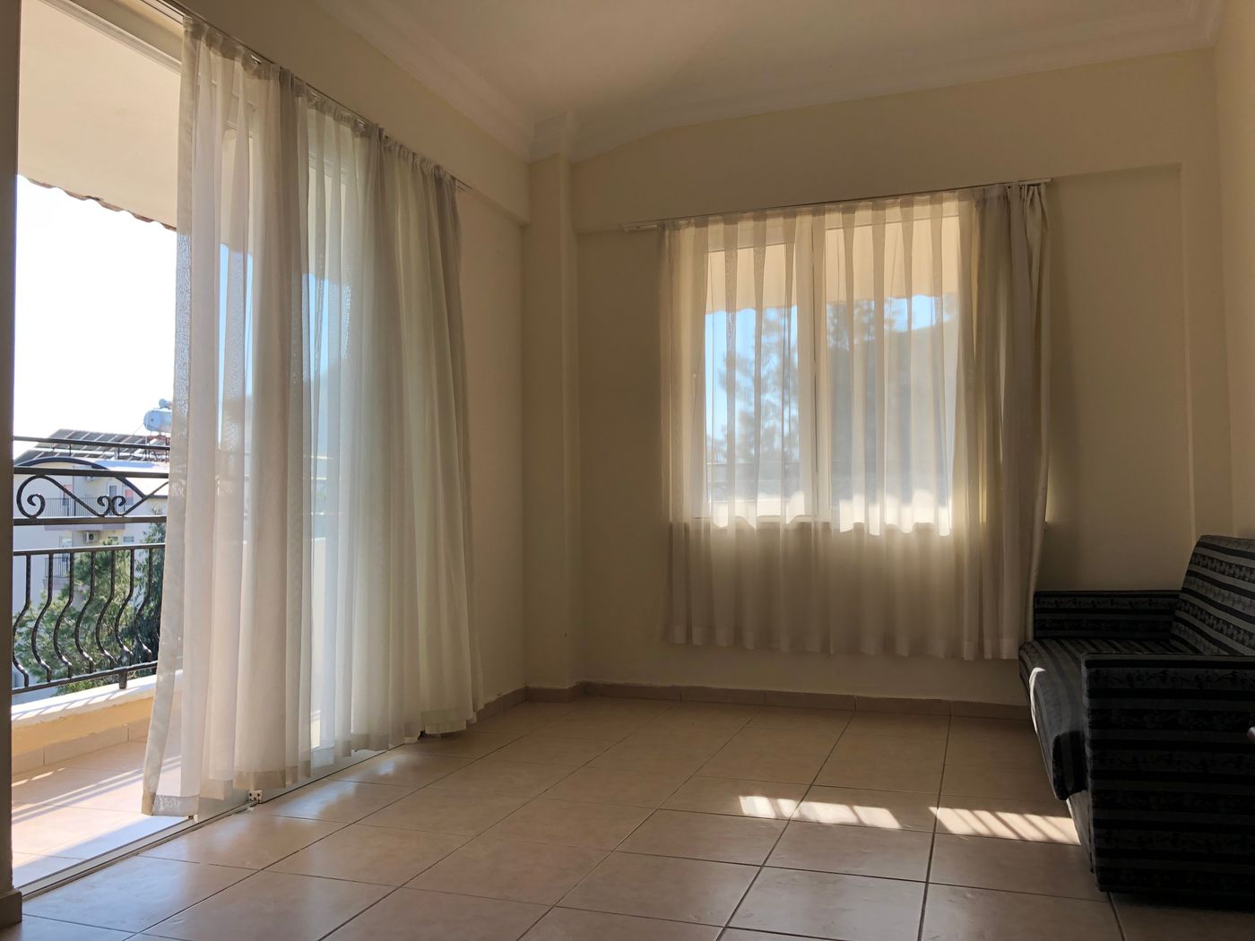 Melissa Garden Apart