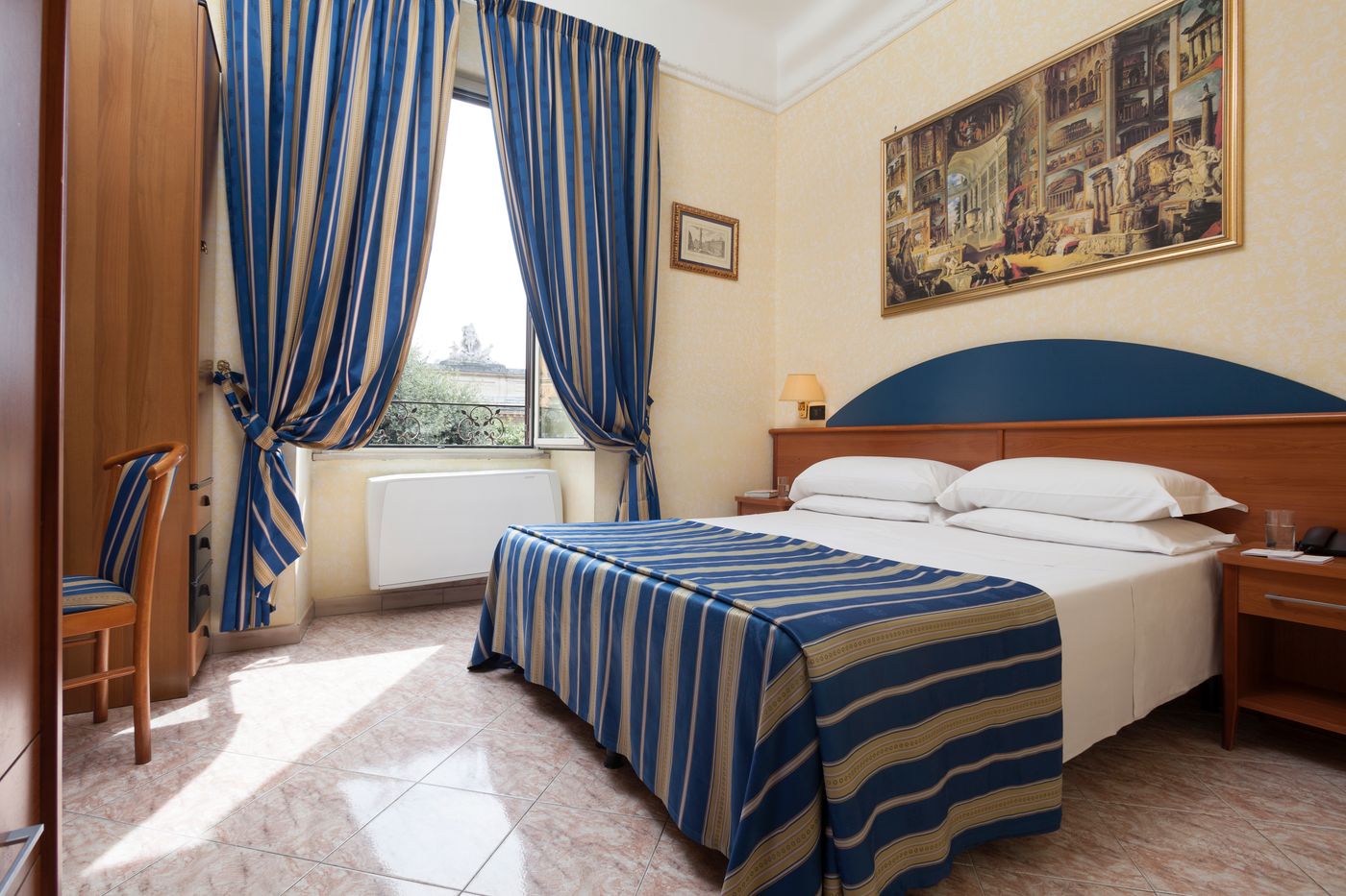 Hotel-Kennedy-Room-14