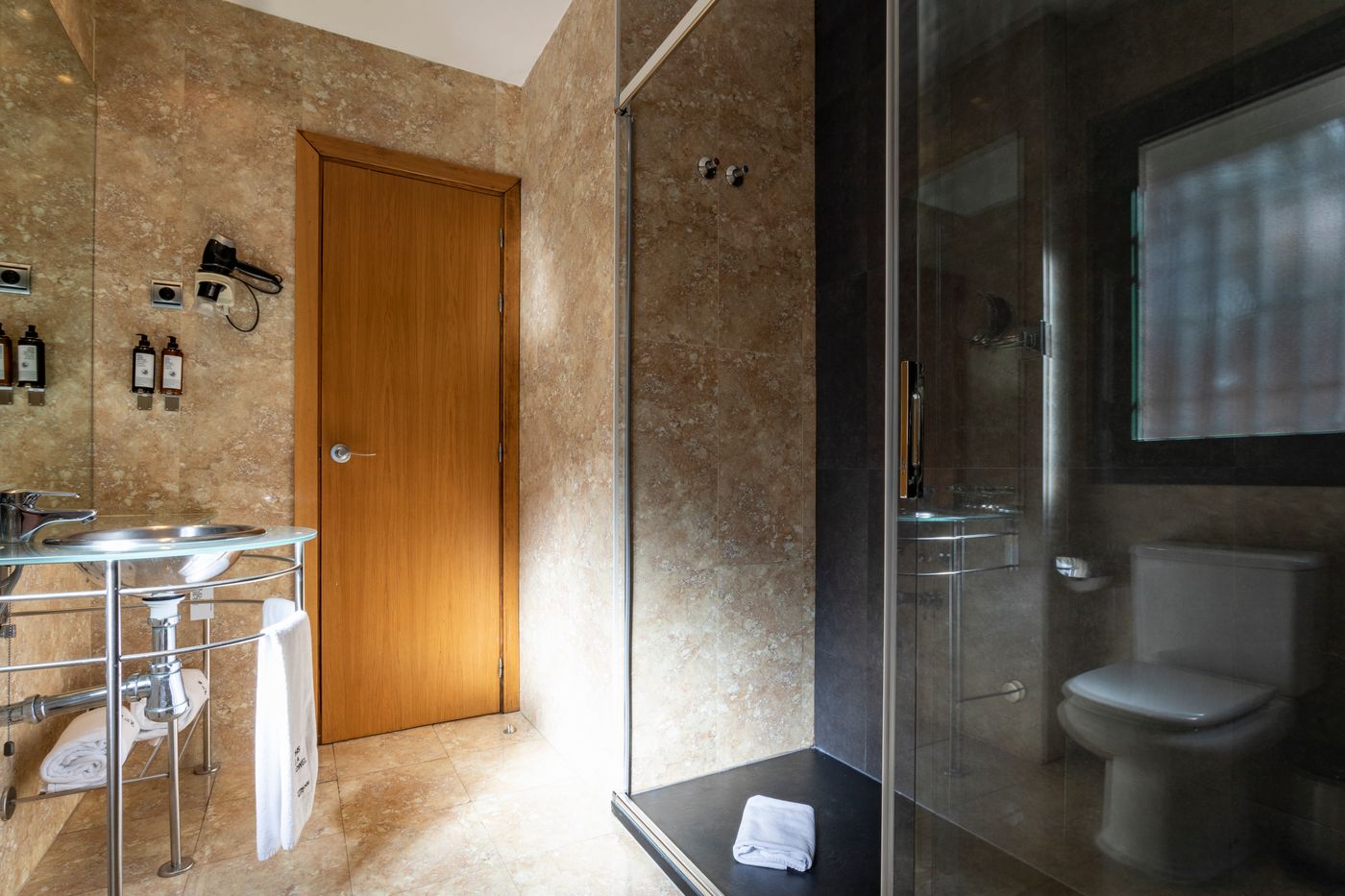 Petit-Palace-Arturo-Soria-Room-30