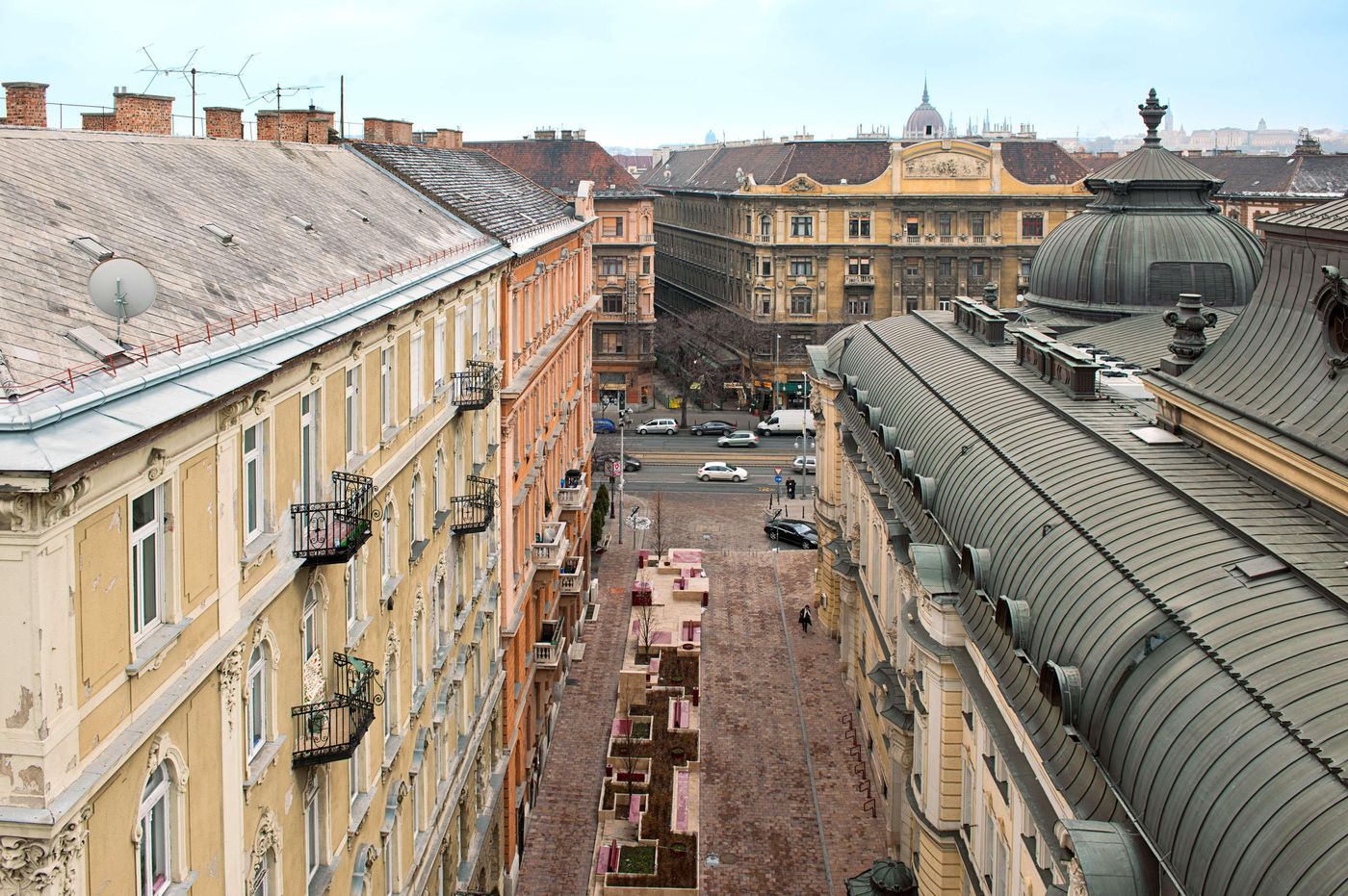 NH-Budapest-City-General-view-1