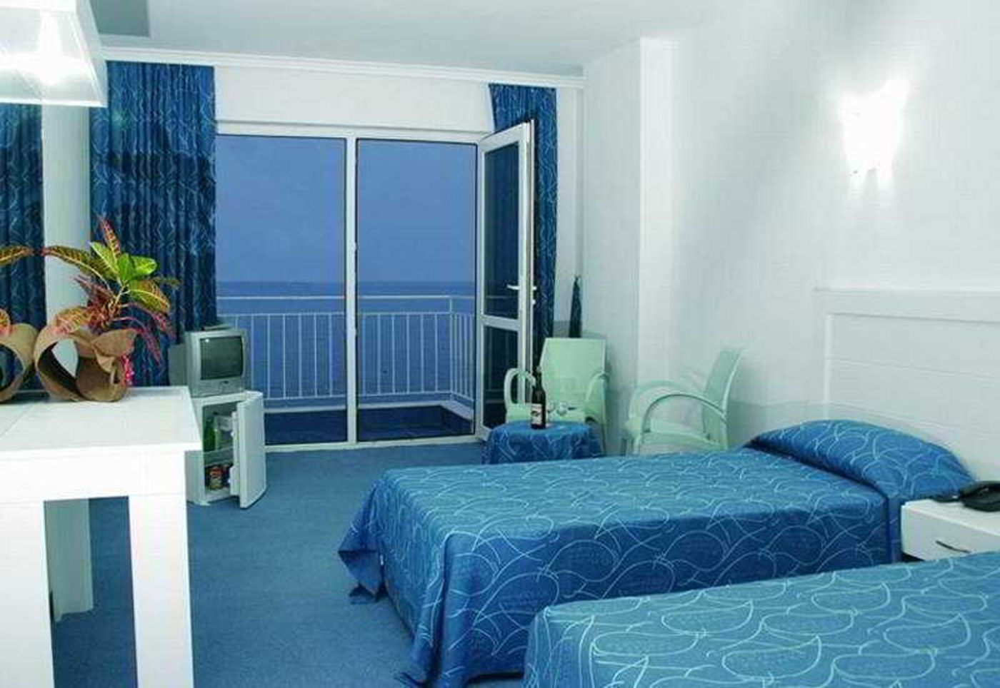 Kristal-Beach-Hotel-Room-11