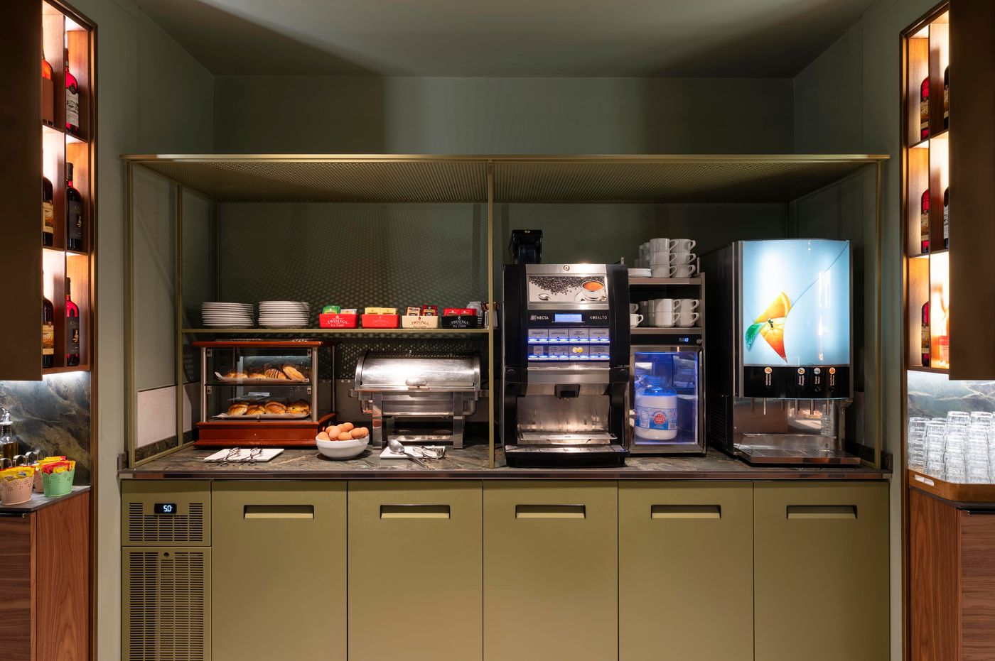 Hiberia-Restaurant-11