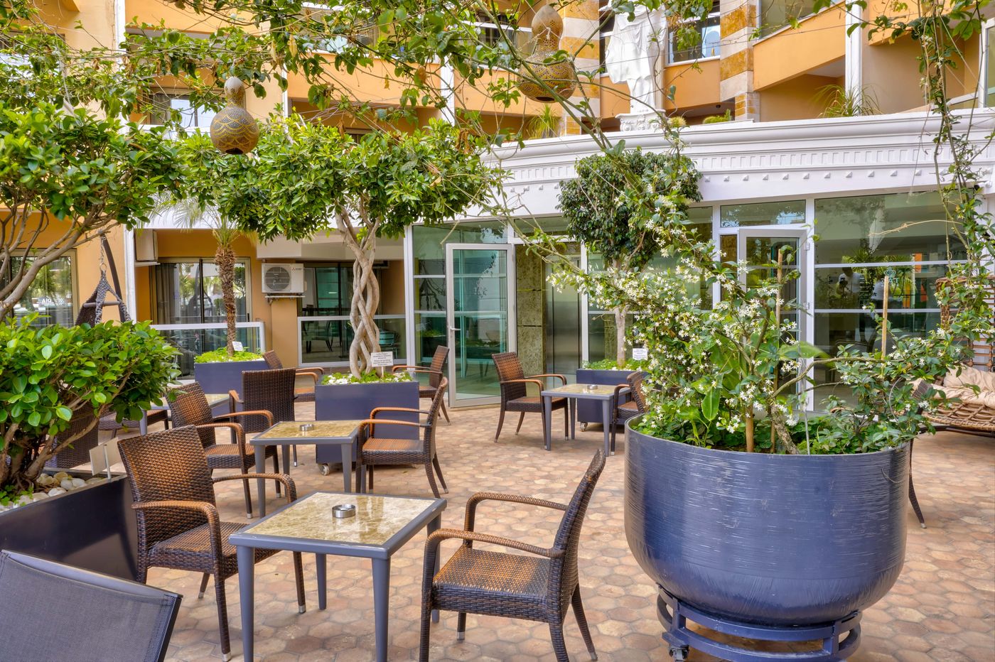 Tac Premier Hotel & Spa