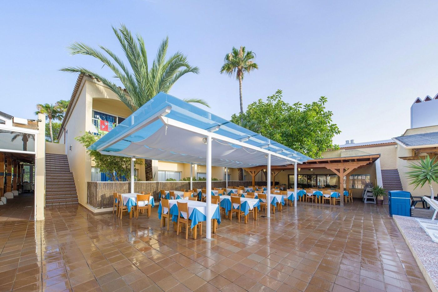 Playasol-Cala-Tarida-Terrace-21