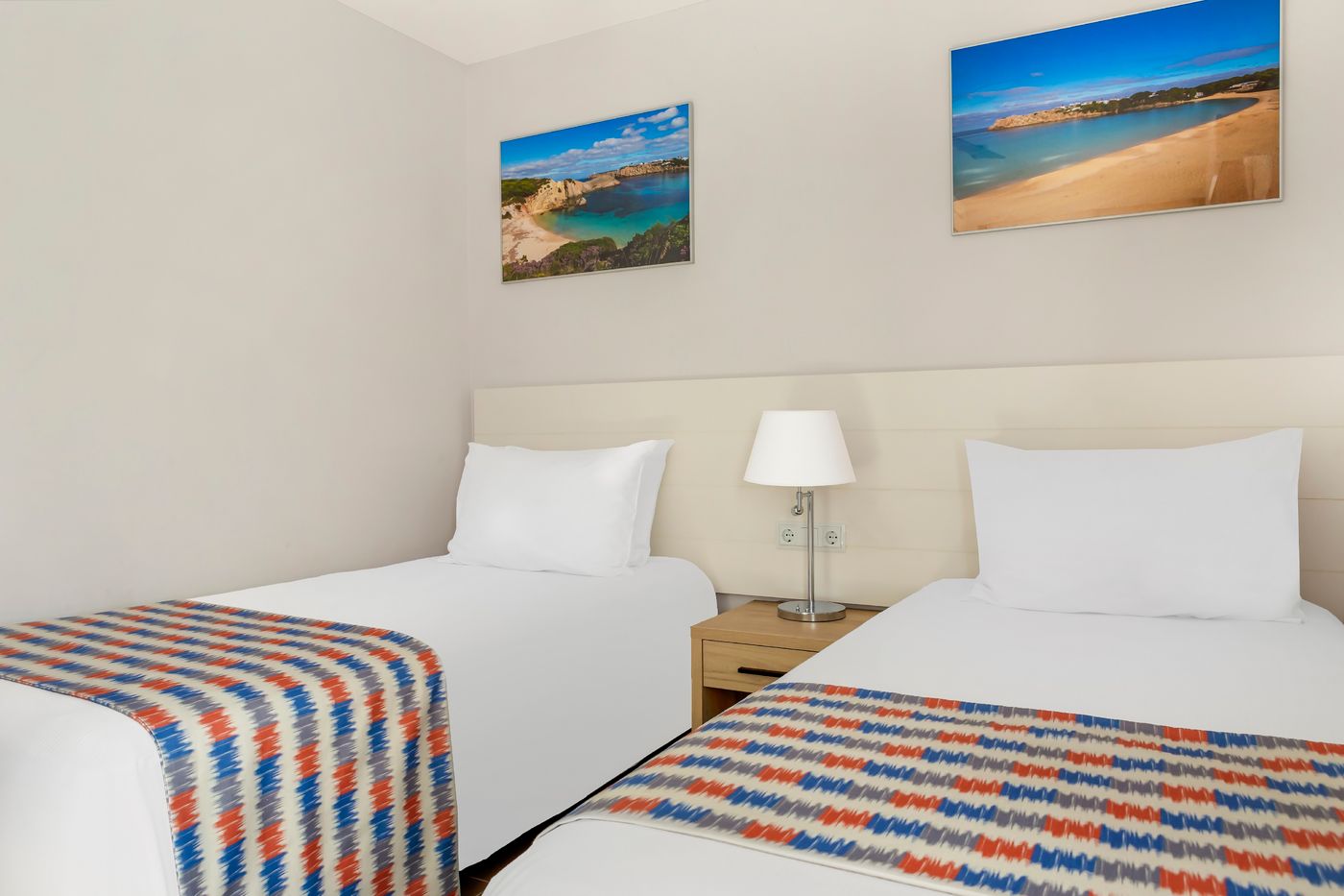 White-Sands-Beach-Club-Room-20