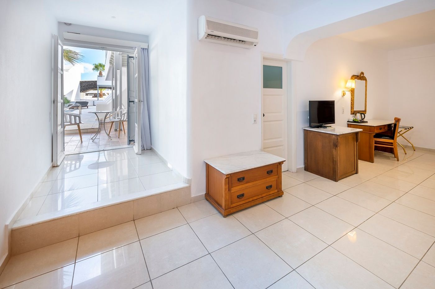 SMY-Mediterranean-White---Adults-Only-Room-54