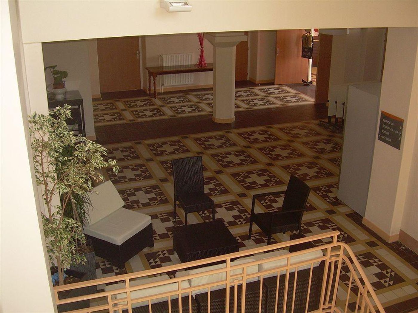 Domaine Lyon Saint Joseph - France - SAINTE FOY LÈS LYON - Lobby - 5