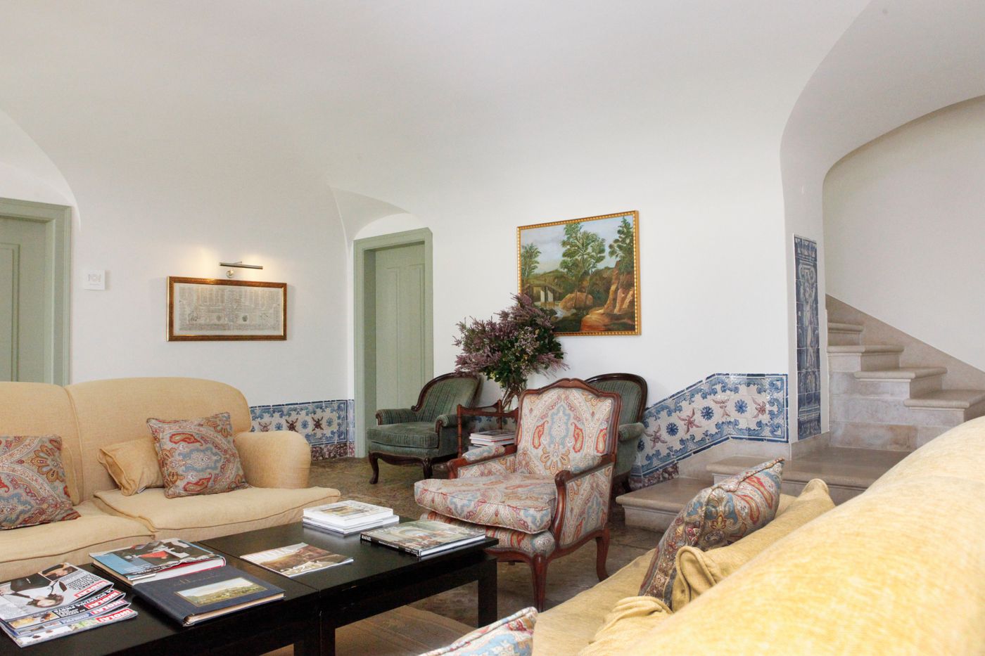 Casa-Palmela---Small-Luxury-Hotels---Villas-Lobby-15