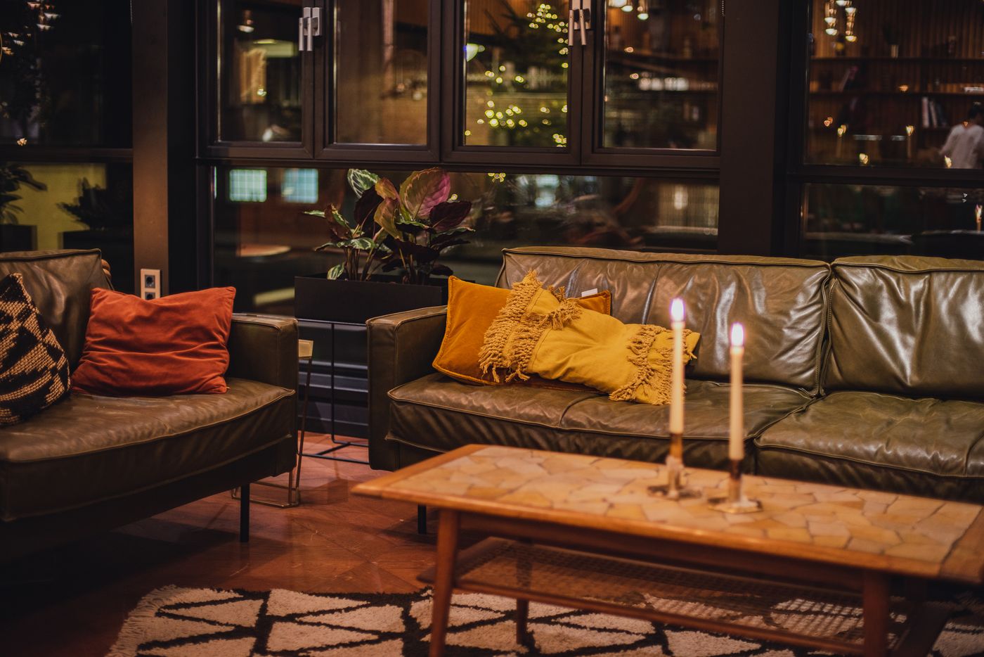 Hotel-V-Fizeaustraat-Lobby-10