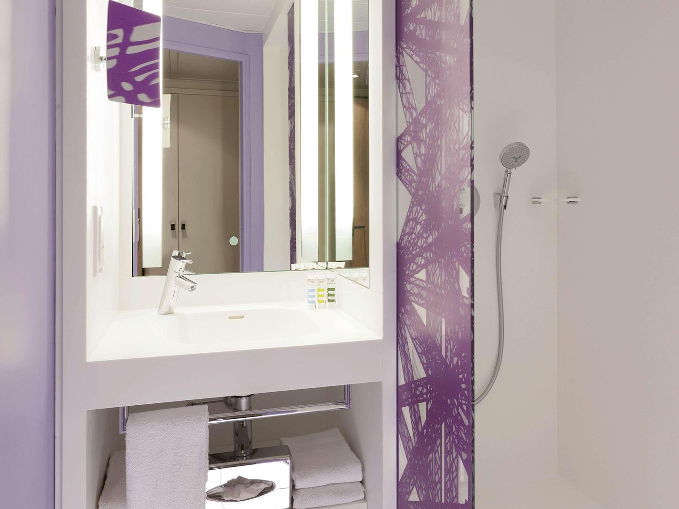 Mercure-Paris-Tour-Eiffel-Suffren-Room-39