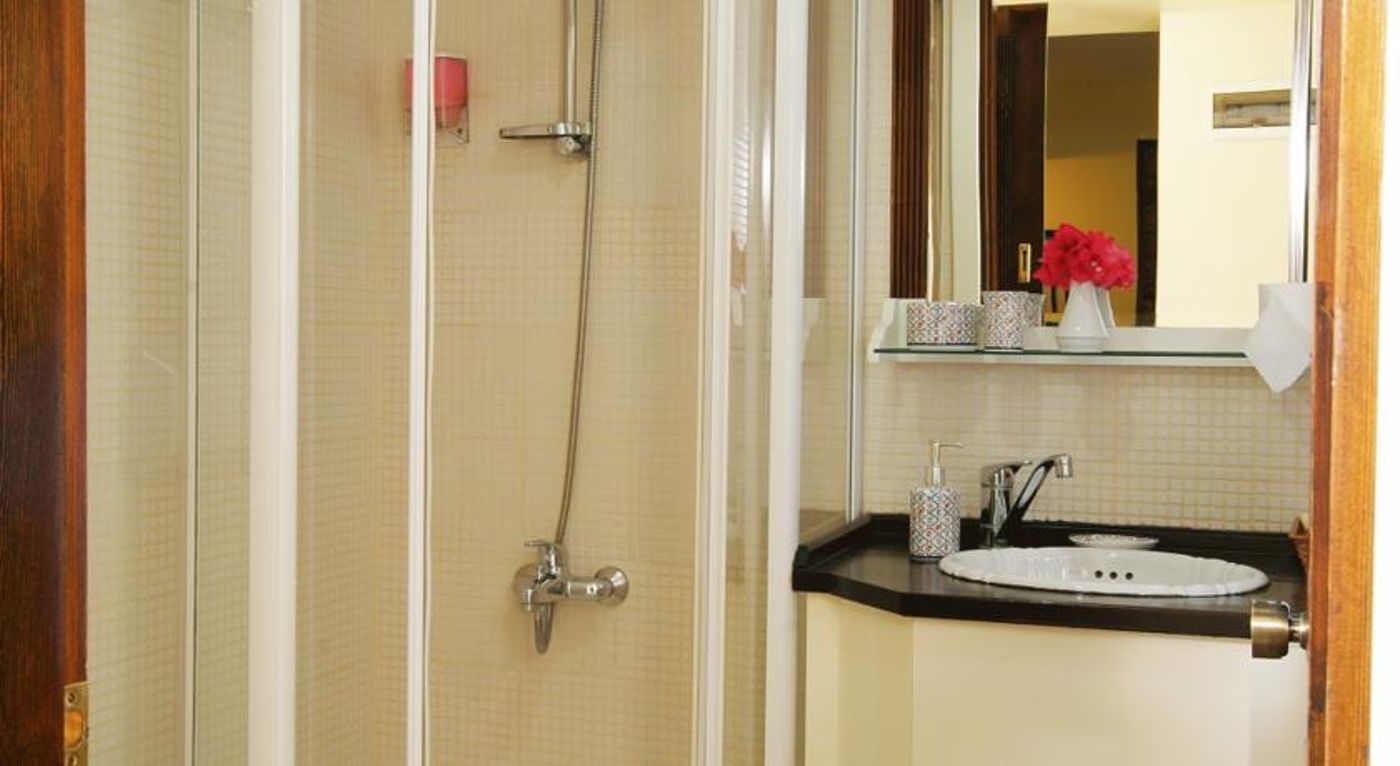 El Vino Hotel Suites