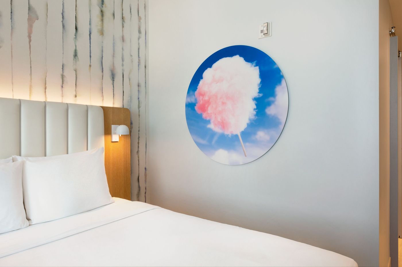 The-Viv-Hotel--Anaheim--a-Tribute-Portfolio-Hotel-Room-39