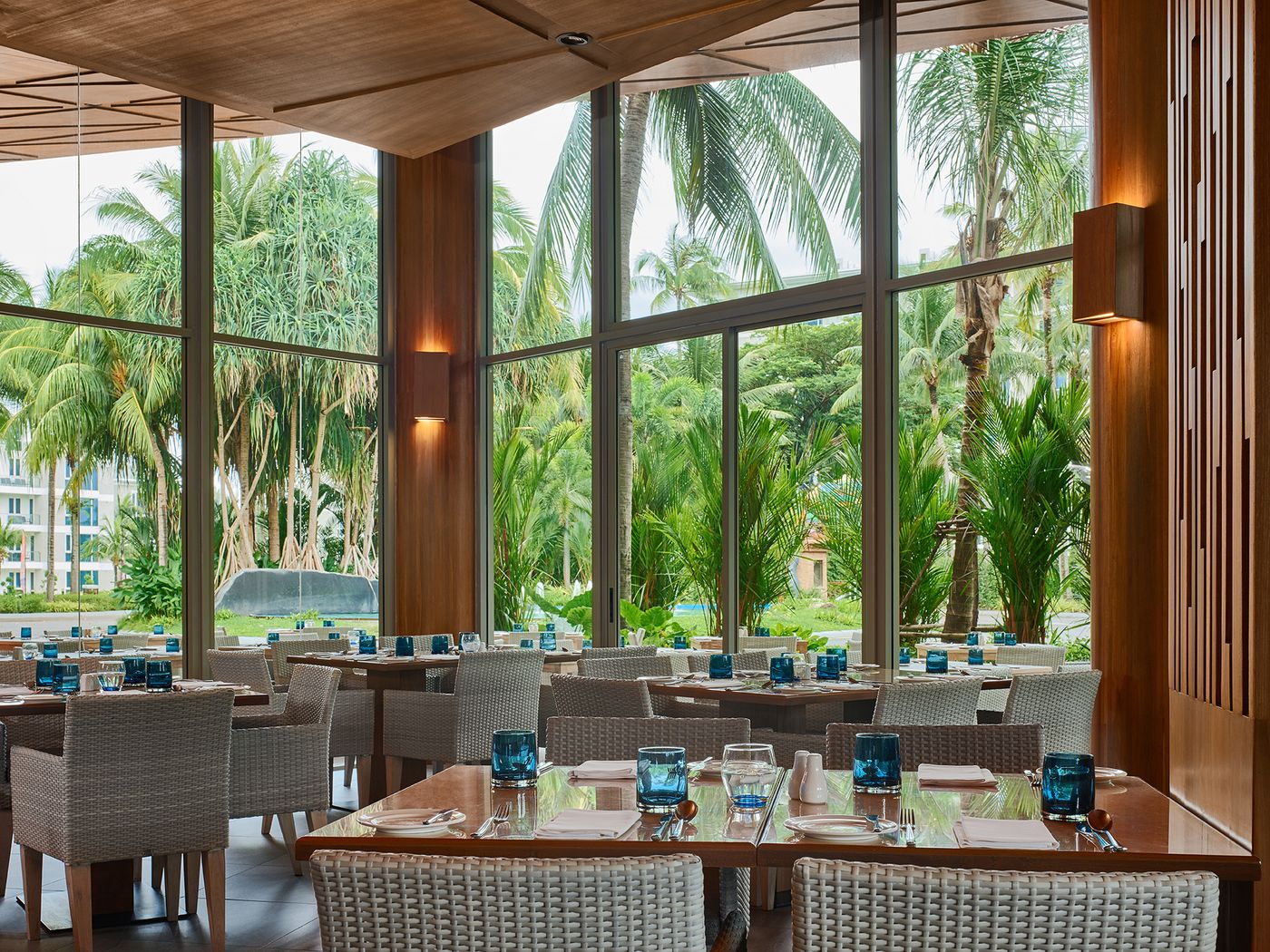 Splash-Beach-Resort-Restaurant-63