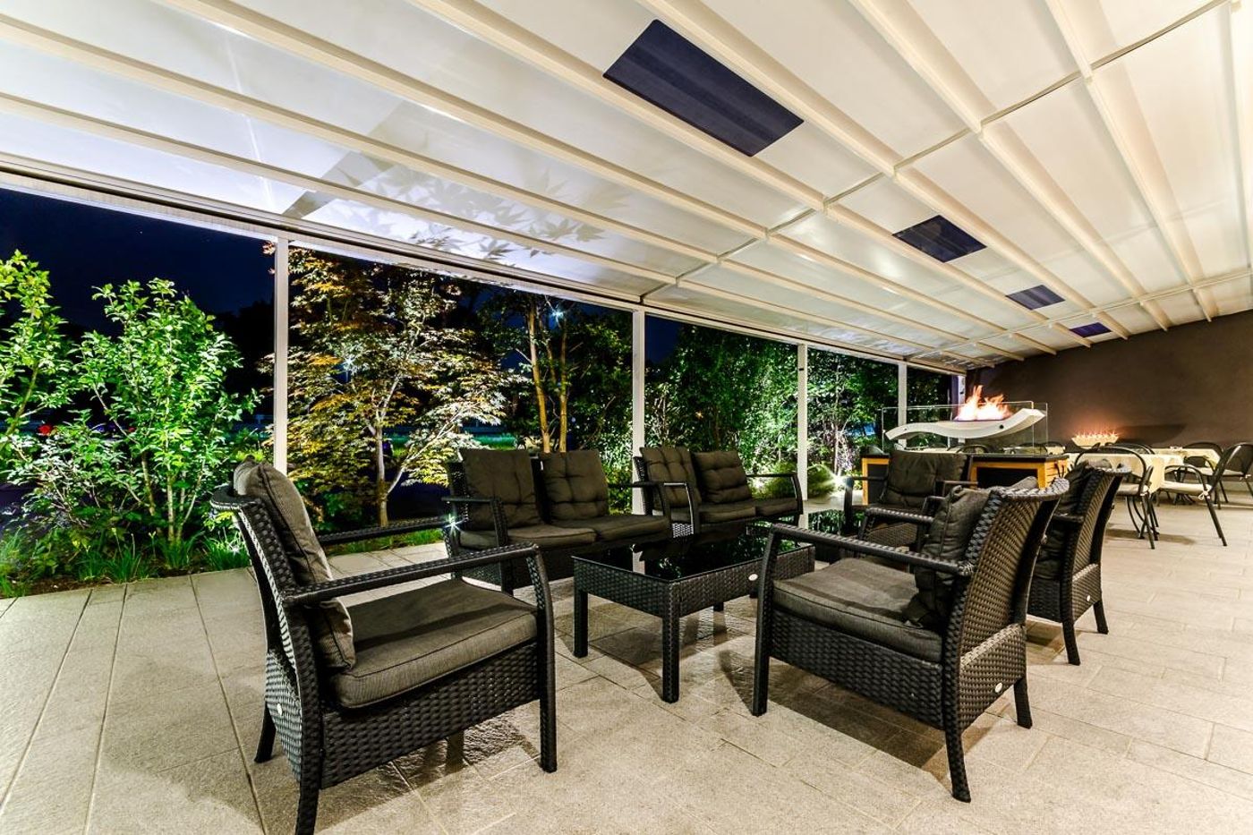 Smart-Hotel-Holiday-Terrace-45