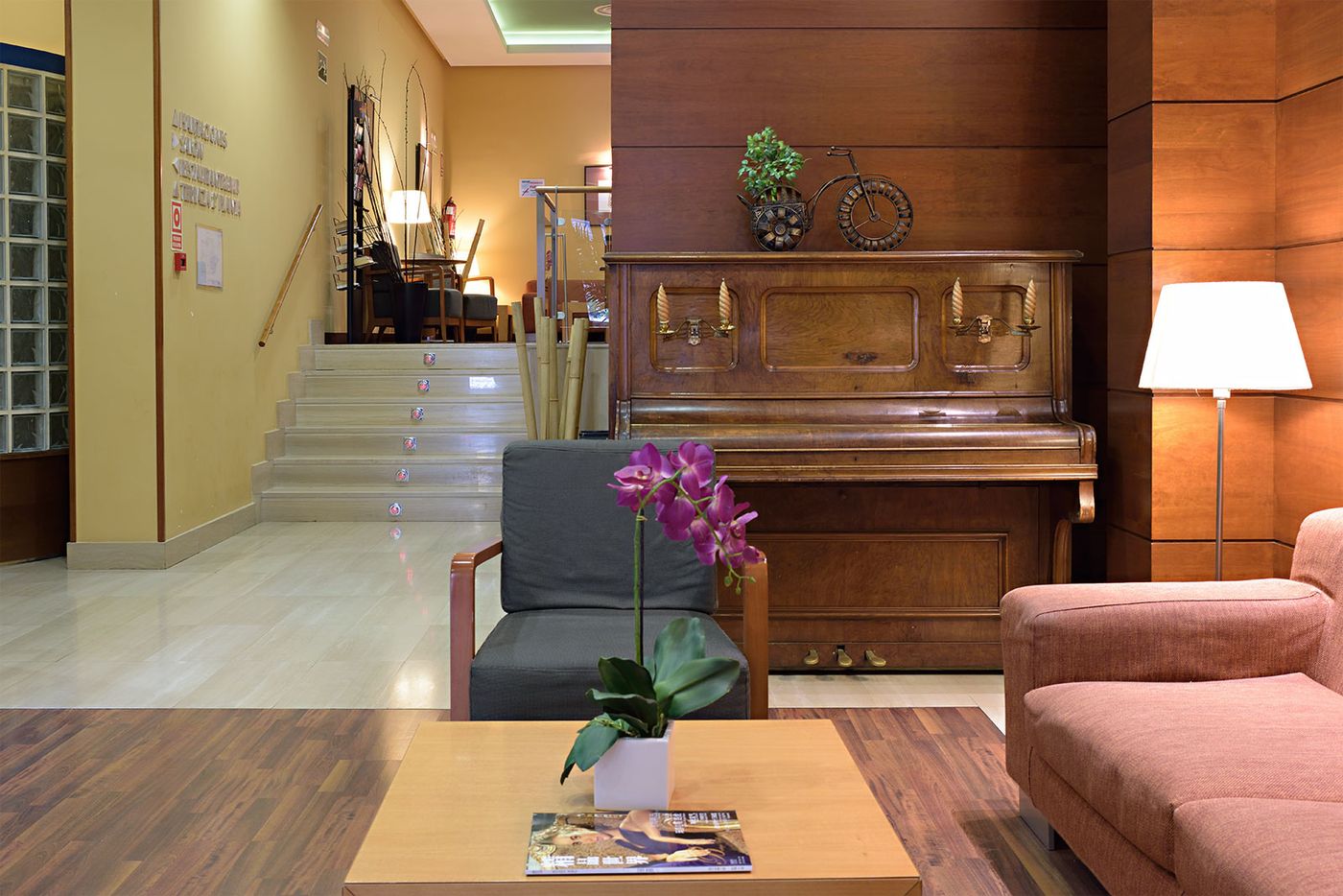 Victoria-4-Puerta-del-Sol-Lobby-6