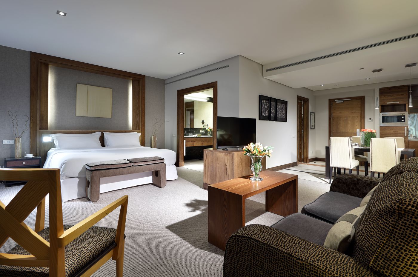 Eurostars-Madrid-Mirasierra-Suites-Room-16