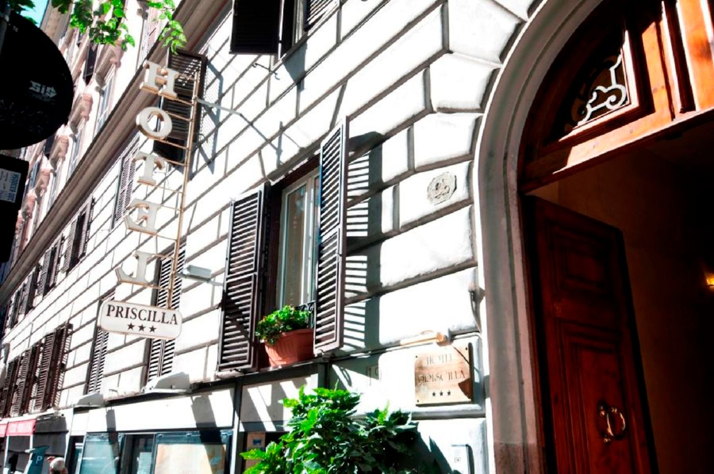 Priscilla-Italy-ROME-General view-7