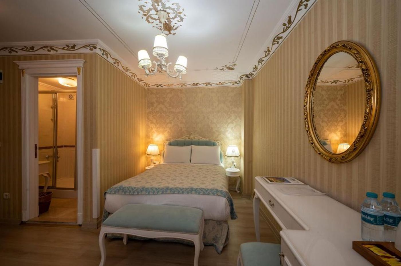 Kupeli-Palace-Room-6