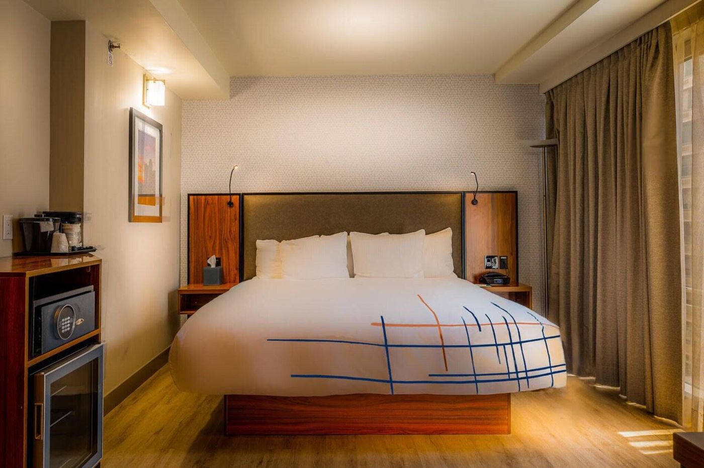 La-Quinta-Inn-and-Suites-Times-Square-South-Room-40