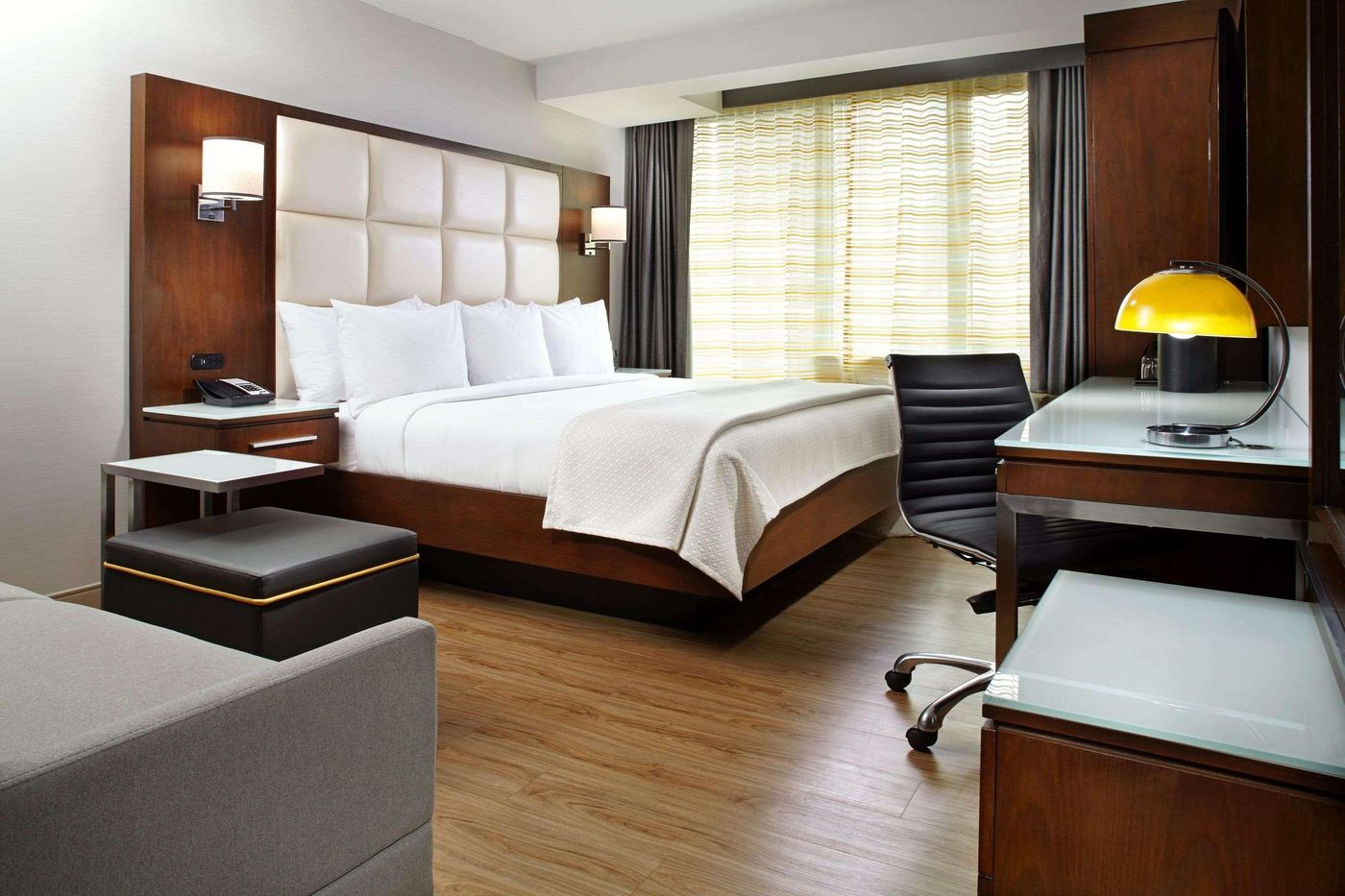Cambria-Suites-Chelsea-Room-3