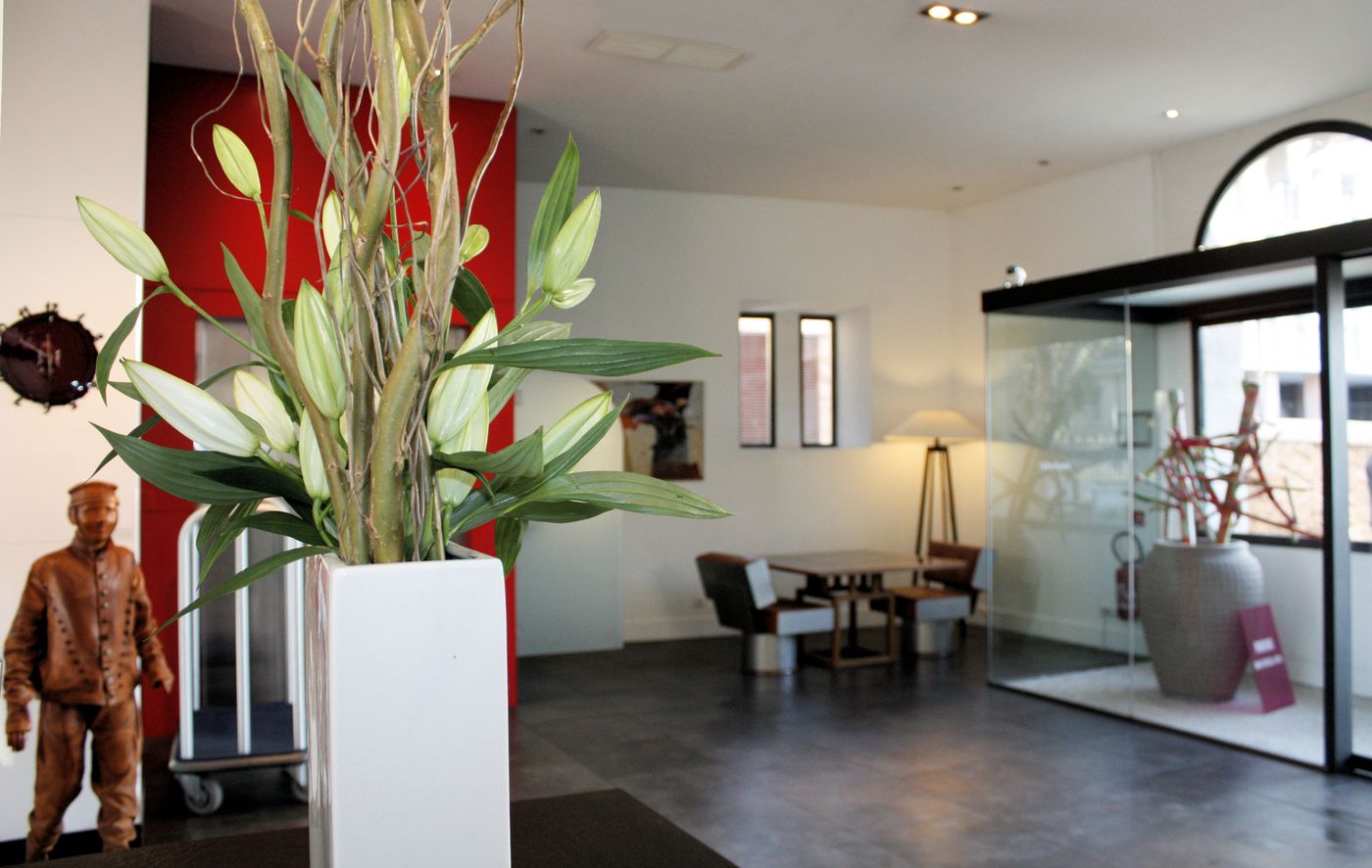 New Hotel of Marseille Vieux Port-France-MARSEILLE-Lobby-4