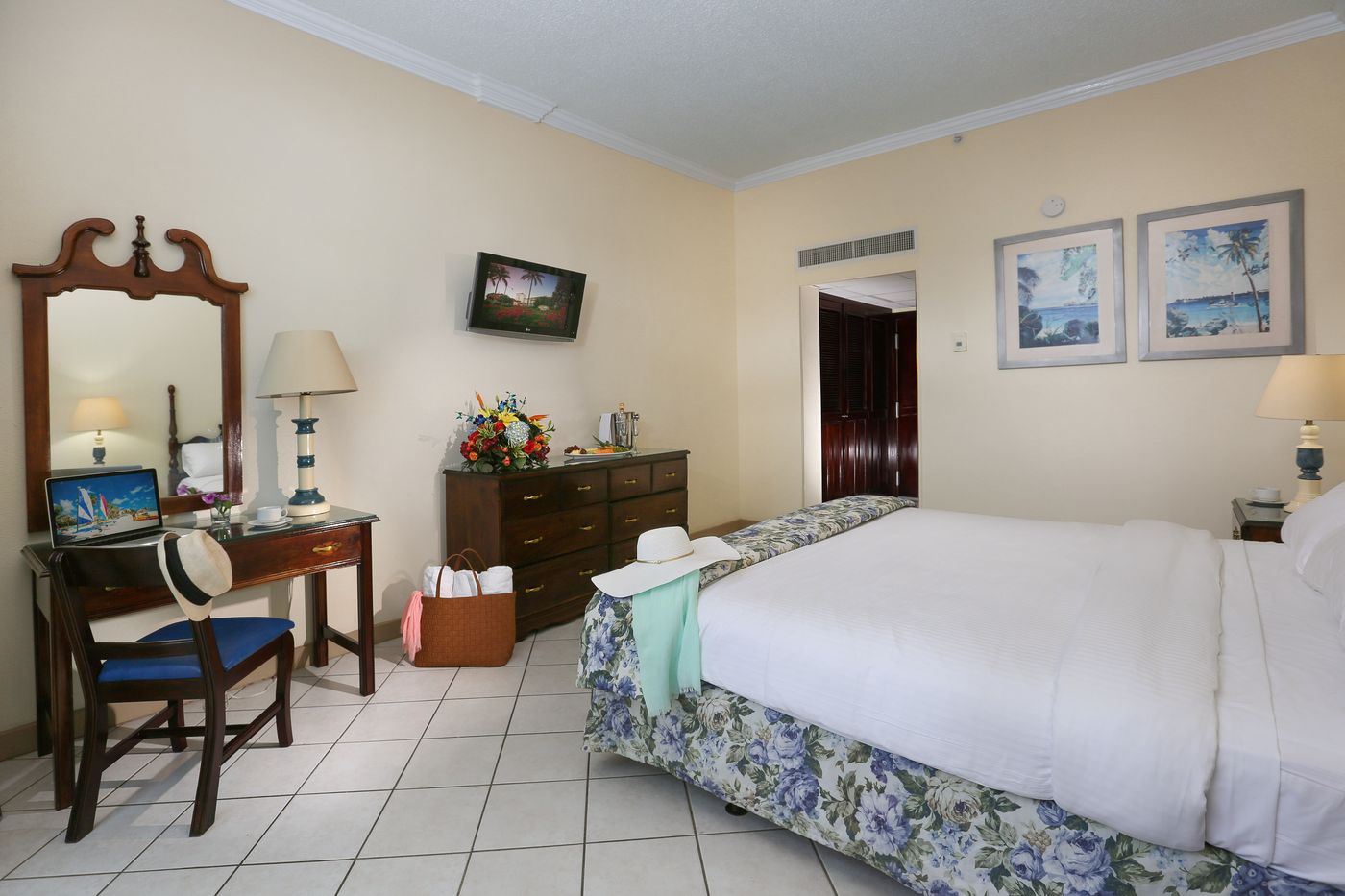 Breezes-Bahamas---Adult-Only-Room-24